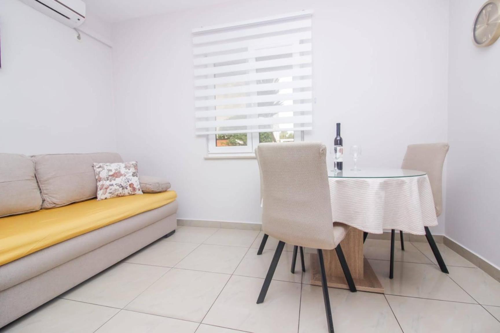 Pool House Luka Apartment Zadar Exterior photo